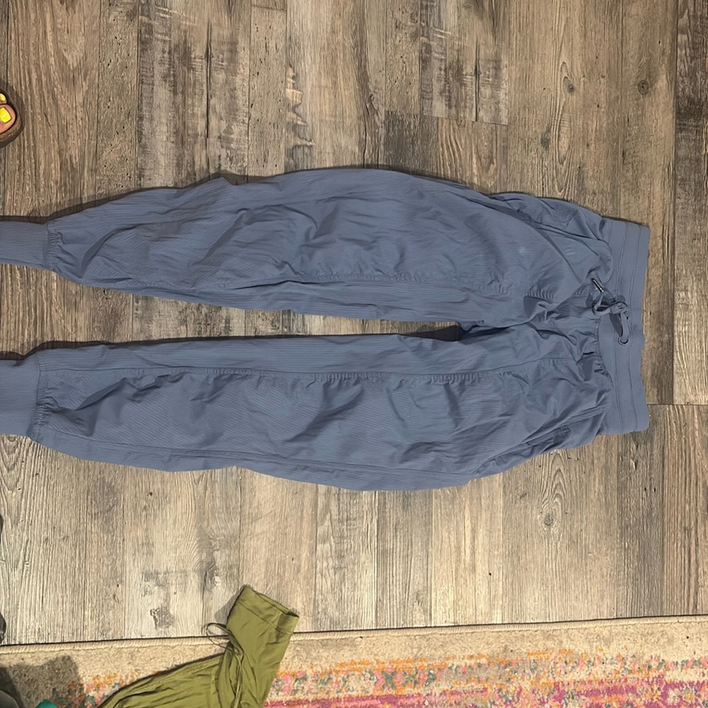 Lululemon studio dance joggers